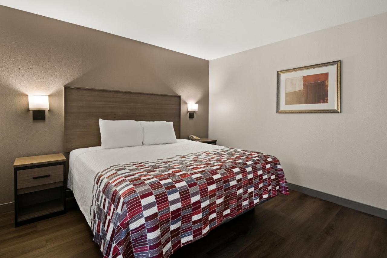 Irving Inn & Suites At Dfw Airport מראה חיצוני תמונה