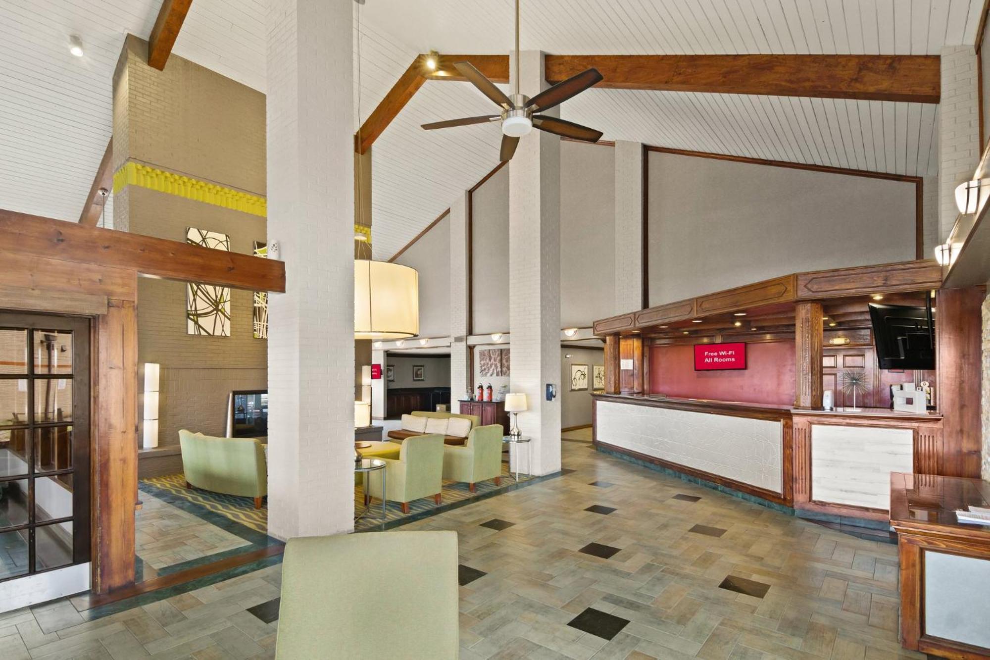 Irving Inn & Suites At Dfw Airport מראה חיצוני תמונה